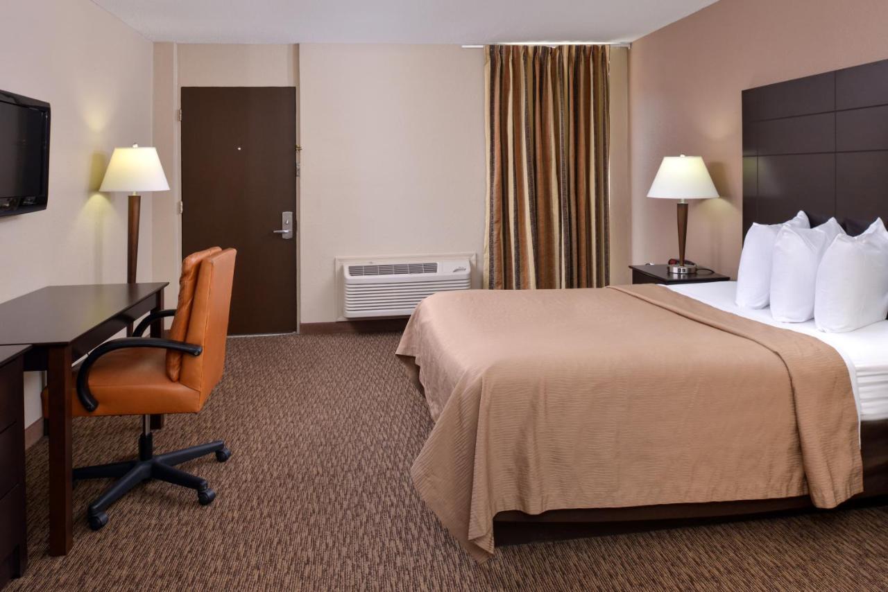 Airport Inn Nederland Exterior photo